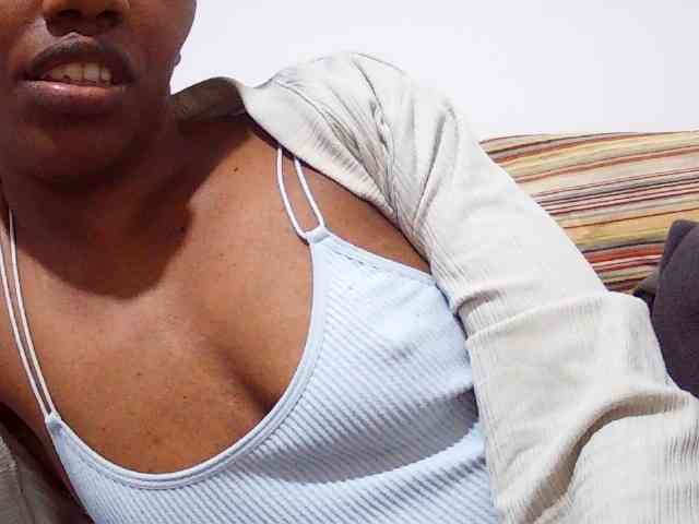 MlleKali webcam