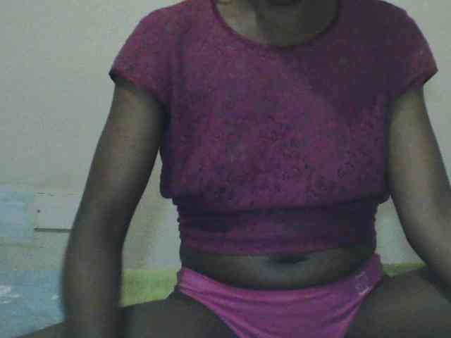 MlleKali Live Webcam on BongaCams