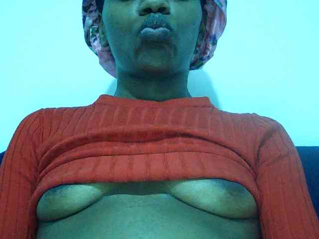 MlleKali webcam