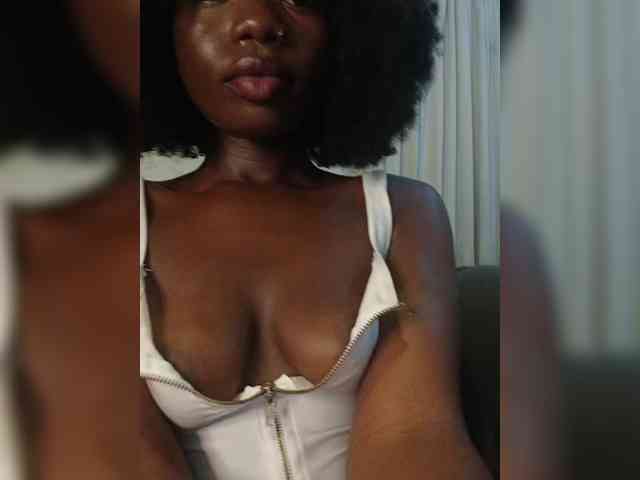 NaughtyCherie