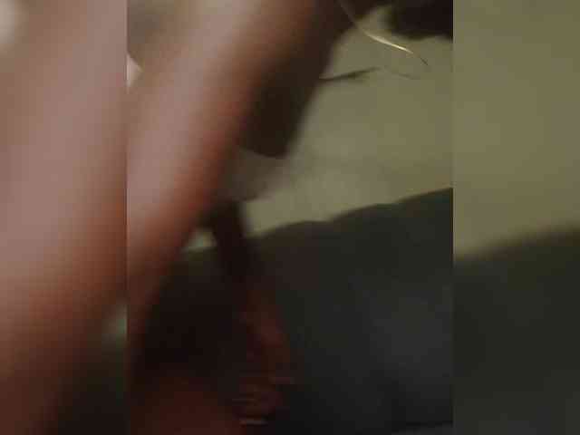 NaughtyCherie webcam