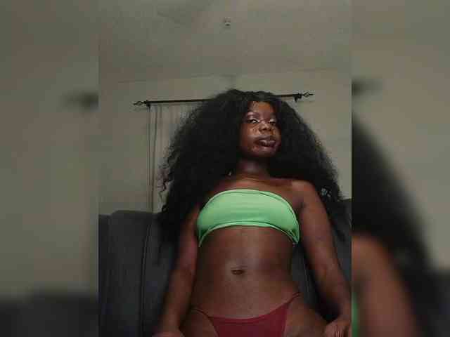 NaughtyCherie webcam