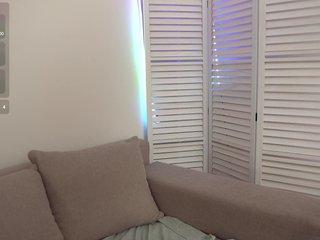 Rin-Skylar Porn Show