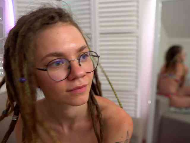 Rin-Skylar webcam