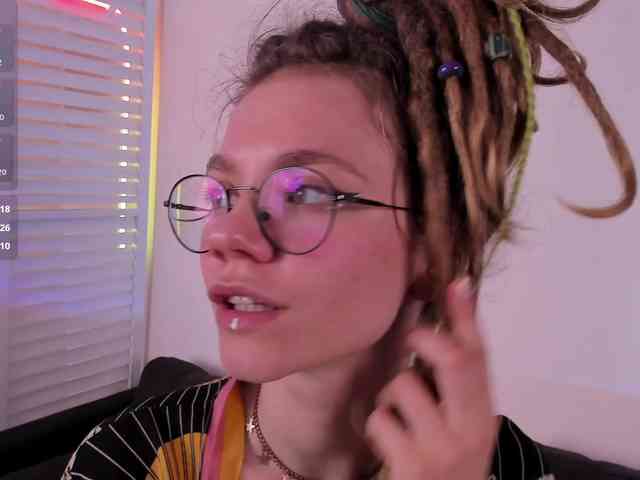 Rin-Skylar webcam