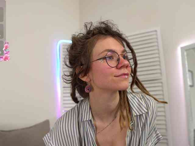 Rin-Skylar webcam