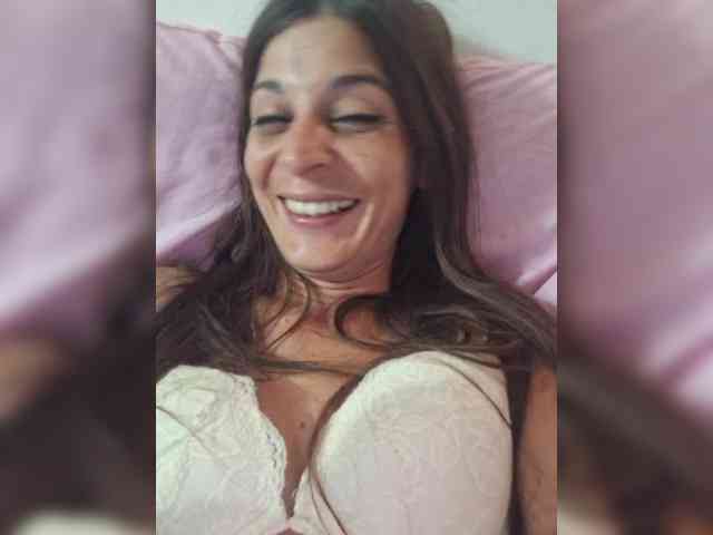 real live webcam Viola18