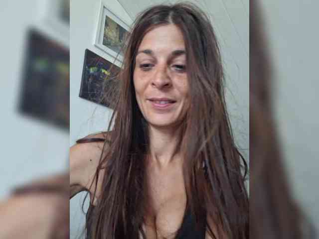 free online chat room Viola18