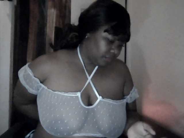 P-Honeybunnie21 — bongacams