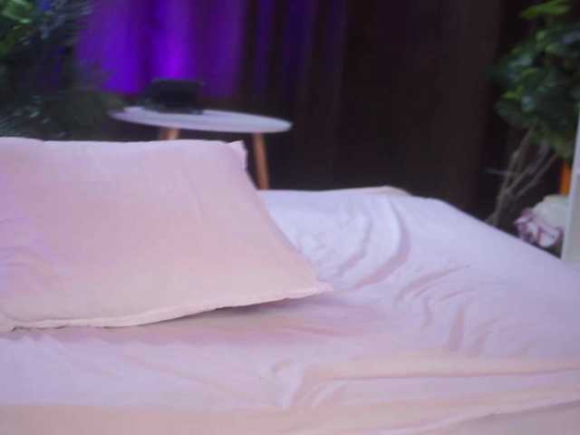 MeghanHazel's BongaCams show and profile