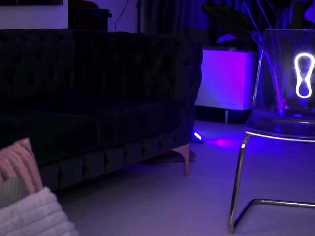 MeghanHazel's BongaCams show and profile