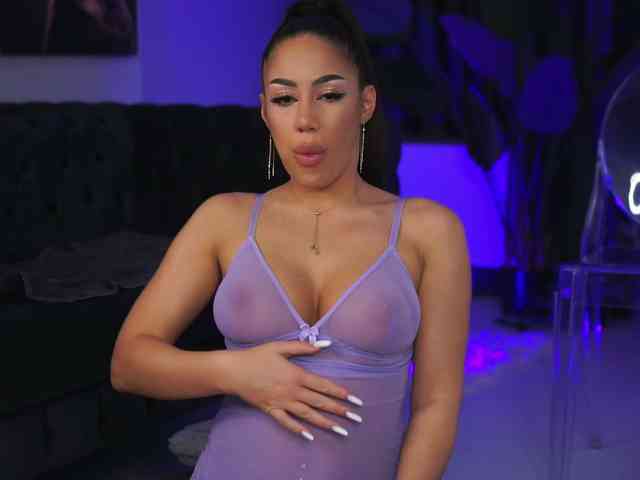 MeghanHazel webcam