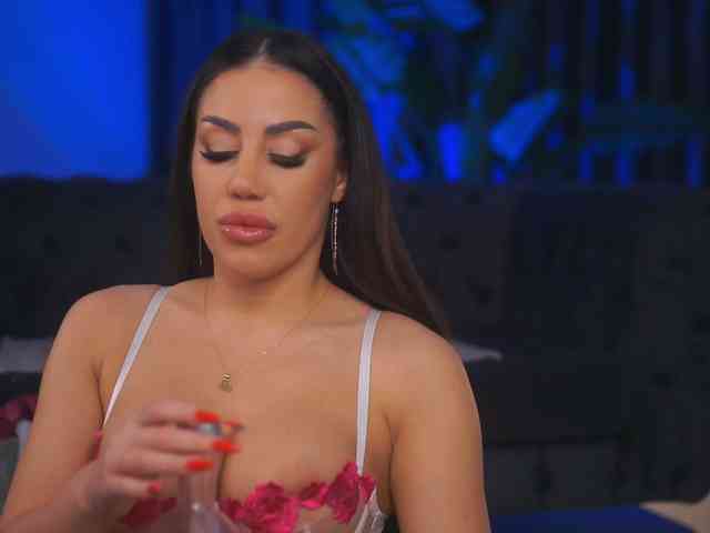 MeghanHazel MeghanHazel