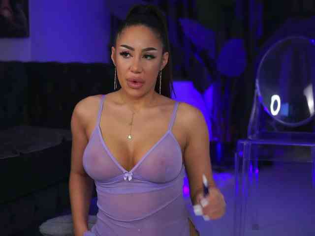 MeghanHazel webcam