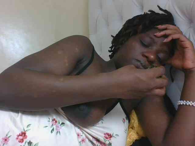 ebonychoco webcam