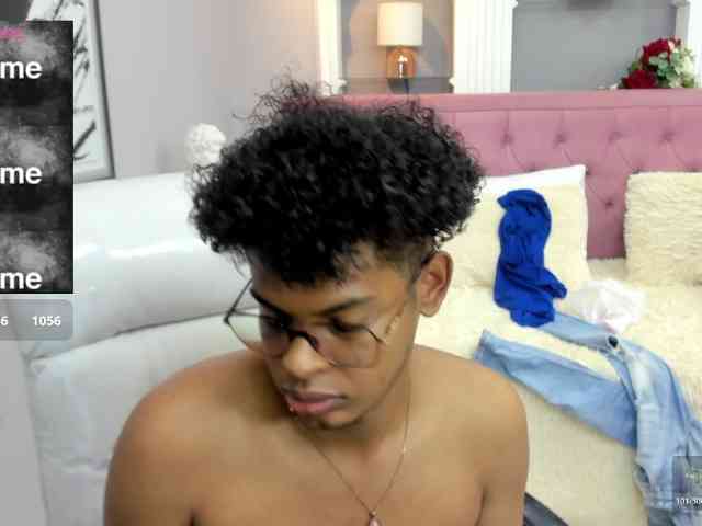 Boylittle19cmq Boylittle19cmq