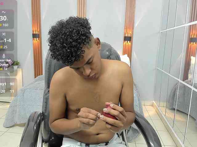 Boylittle19cmq