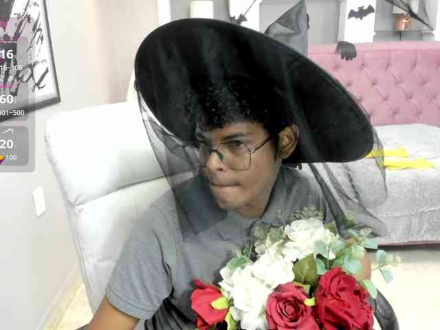 Boylittle19cmq Boylittle19cmq