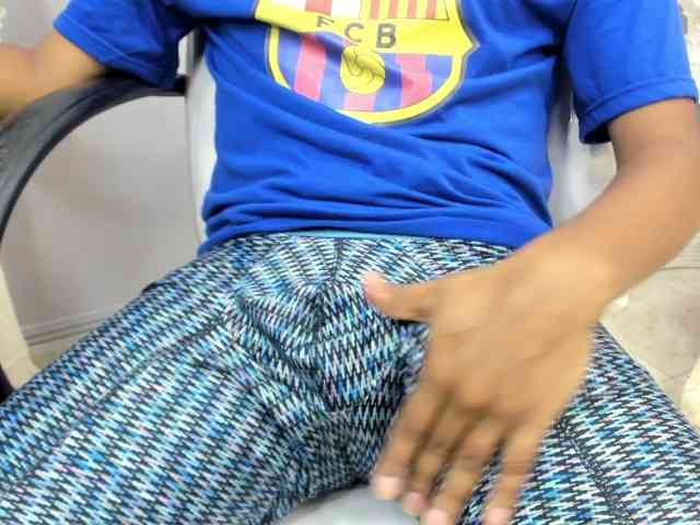 Boylittle19cmq Boylittle19cmq