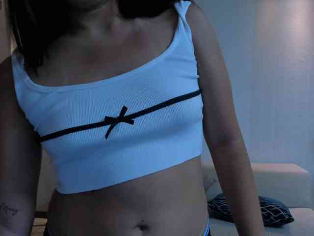 AlanaCardona webcam