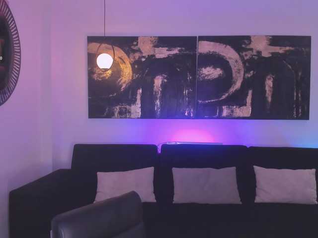 ElizabethBennet's BongaCams show and profile