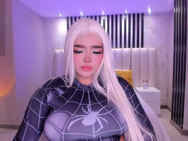 ElizabethBennet webcam