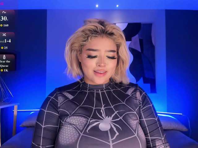 ElizabethBennet's BongaCams show and profile