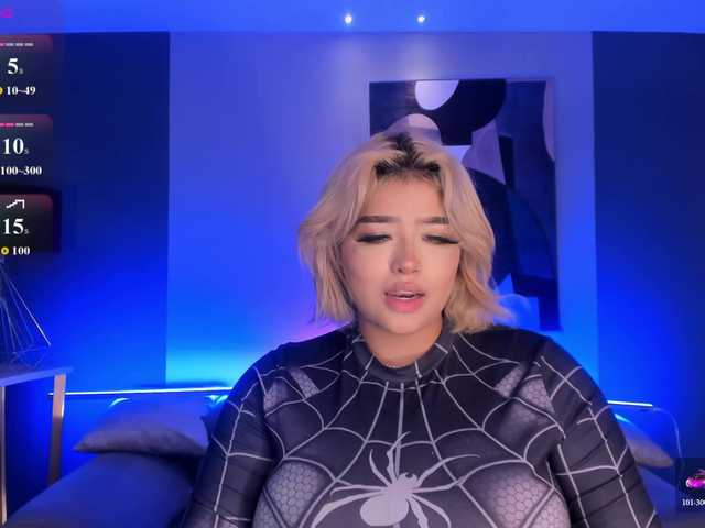 ElizabethBennet's BongaCams show and profile