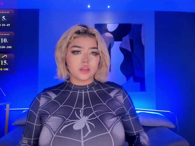 ElizabethBennet's BongaCams show and profile