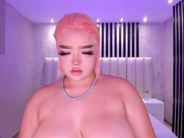 ElizabethBennet's BongaCams show and profile