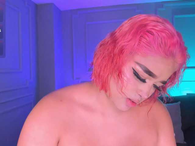 ElizabethBennet's BongaCams show and profile