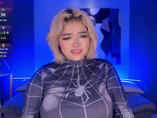 ElizabethBennet's BongaCams show and profile