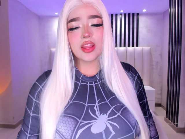 ElizabethBennet webcam