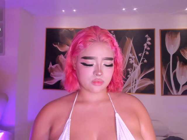 ElizabethBennet's BongaCams show and profile