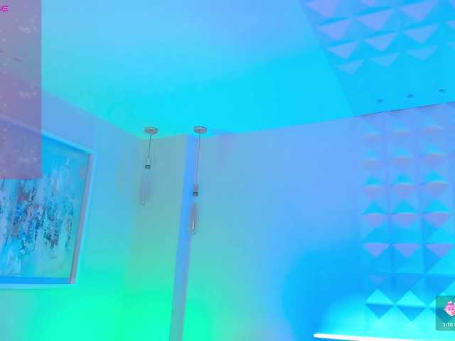 ElizabethBennet's BongaCams show and profile