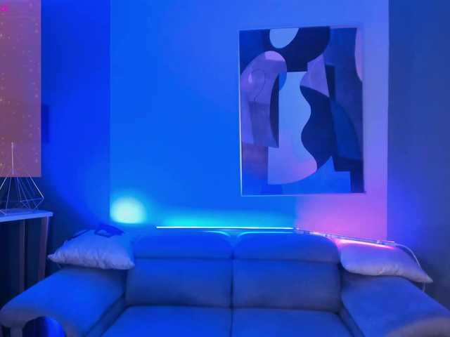 ElizabethBennet's BongaCams show and profile