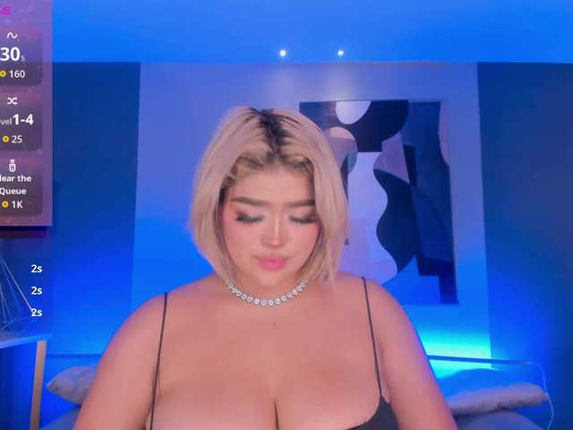 ElizabethBennet's BongaCams show and profile