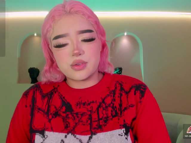 ElizabethBennet's BongaCams show and profile