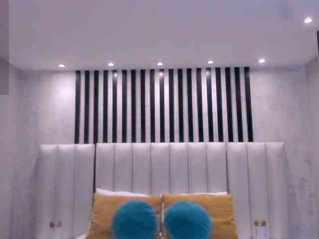 ElizabethBennet webcam