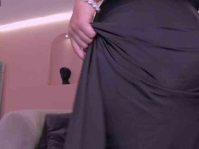 ElizabethBennet webcam