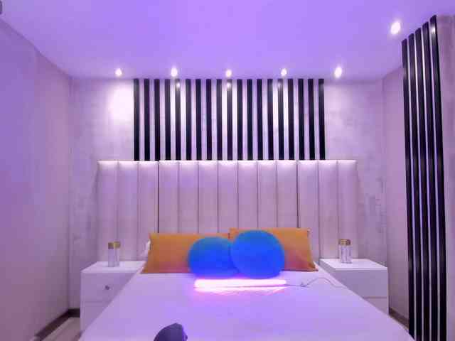 ElizabethBennet webcam