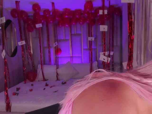 ElizabethBennet webcam