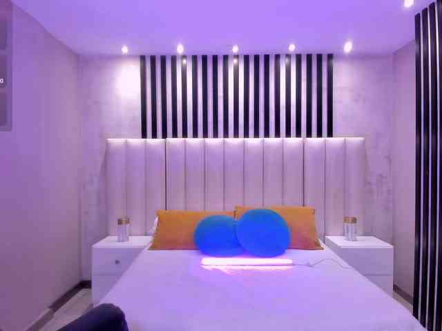 ElizabethBennet webcam