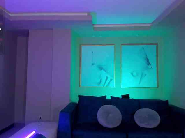 ElizabethBennet webcam