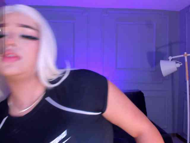 ElizabethBennet webcam