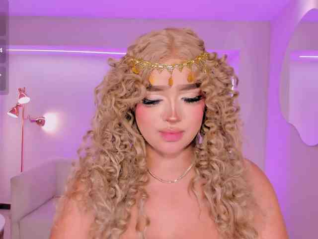 ElizabethBennet webcam