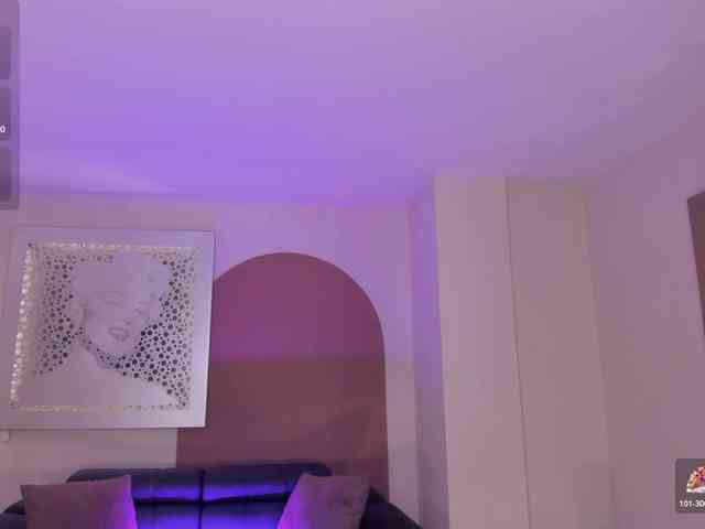 ElizabethBennet webcam