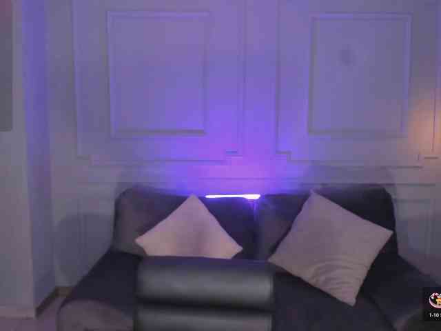 ElizabethBennet webcam