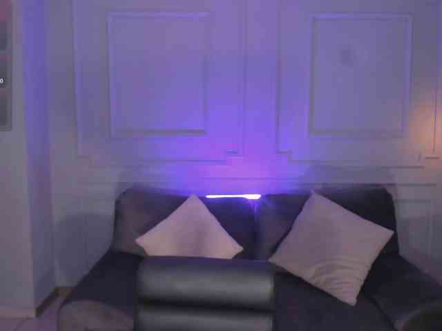 ElizabethBennet webcam