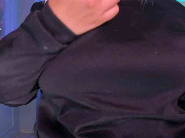 ElizabethBennet webcam